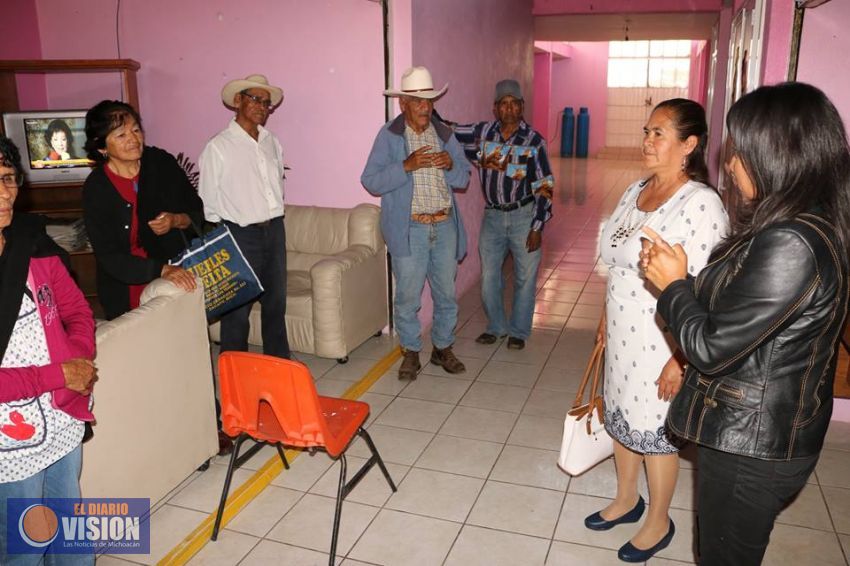 Diecisiete habitantes de Coeneo serán beneficiados con posible operación de cataratas