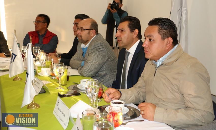 Proyectan inversión millonaria en infraestructura carretera para 2017 en región Uruapan