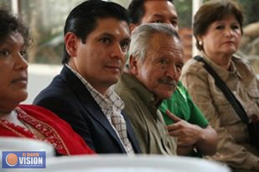 Ernesto Núñez y notarios trabajarán ley de avanzada para Michoacán