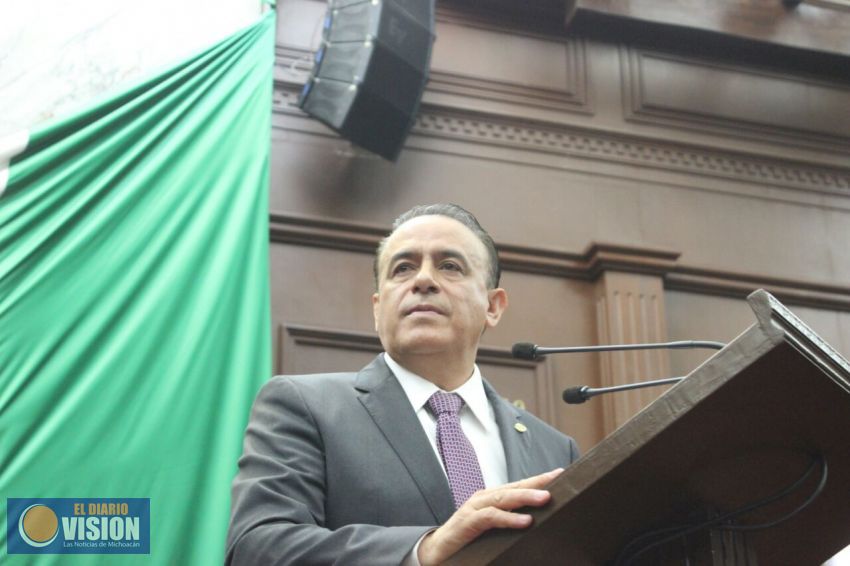 Propone Sigala matricula consular sea válida como identificación oficial  para migrantes michoacano