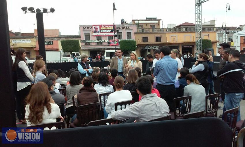 Plaza Valladolid recibirá los diseños exclusivos de Pineda Covalin.