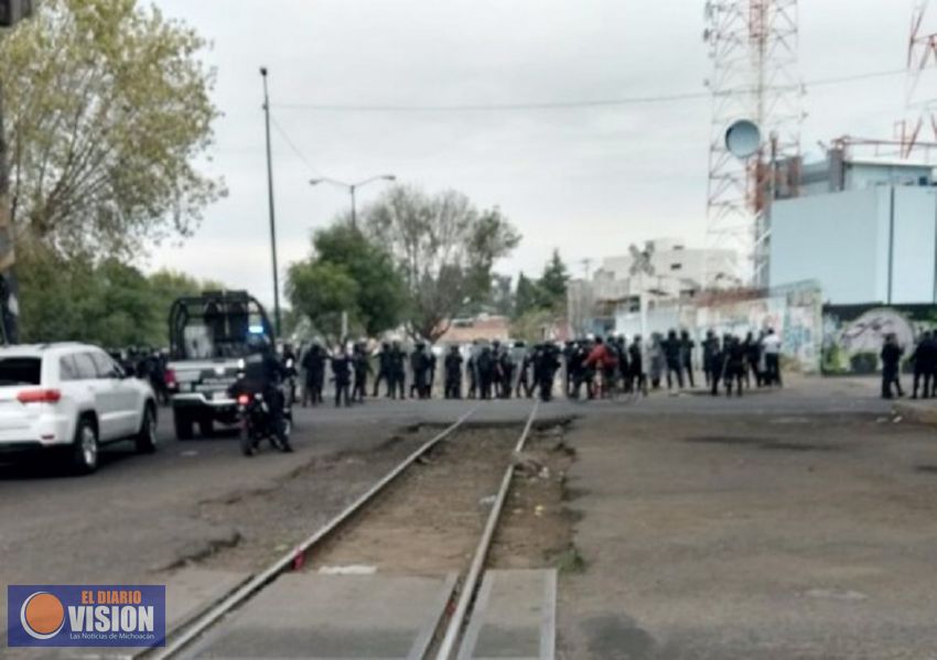 Libera SSP vías del tren en Morelia