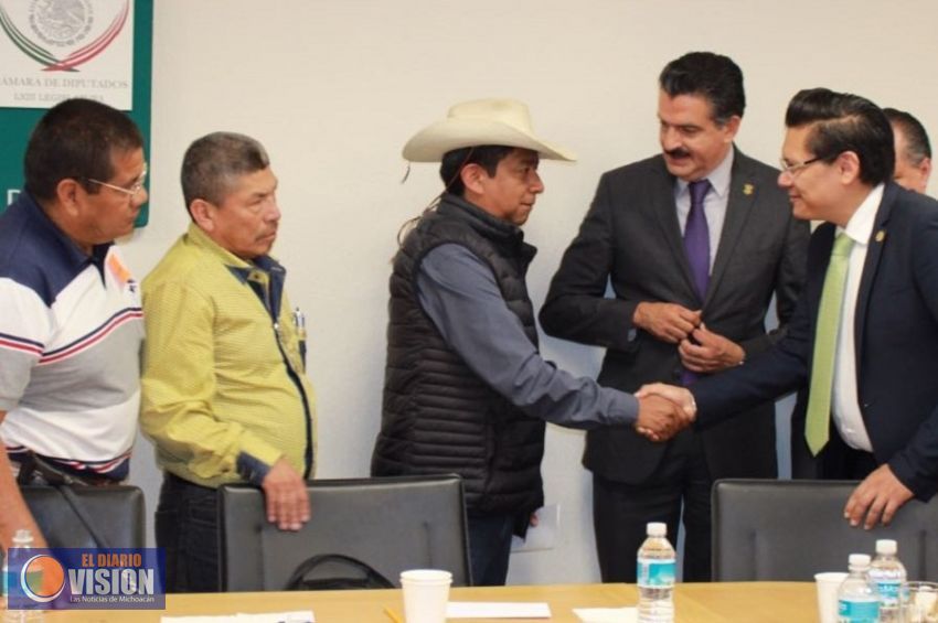 Titular de la SEMARNACC e integrantes del Consejo Mayor hacen gestiones conjuntas en Congreso