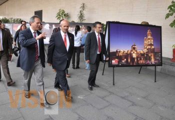 Llega al Congreso de la Unión, 