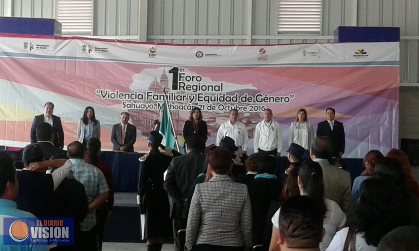 Participa CEDH foro regional sobre violencia familiar y equidad de género
