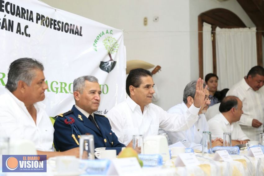 Detonaremos juntos la agroindustria en Michoacán: Silvano Aureoles