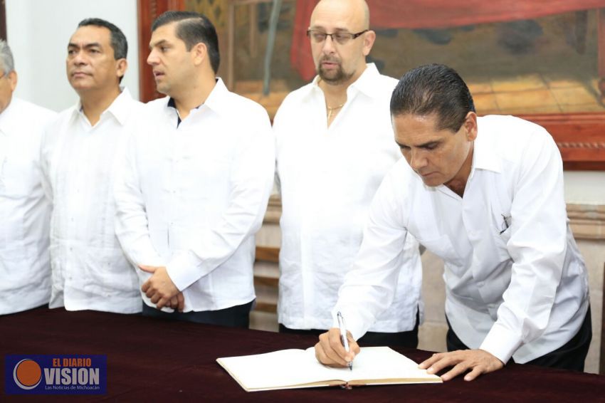 Encabeza Gobernador festejos del CCII Aniversario de la Promulgación de la Constitución 