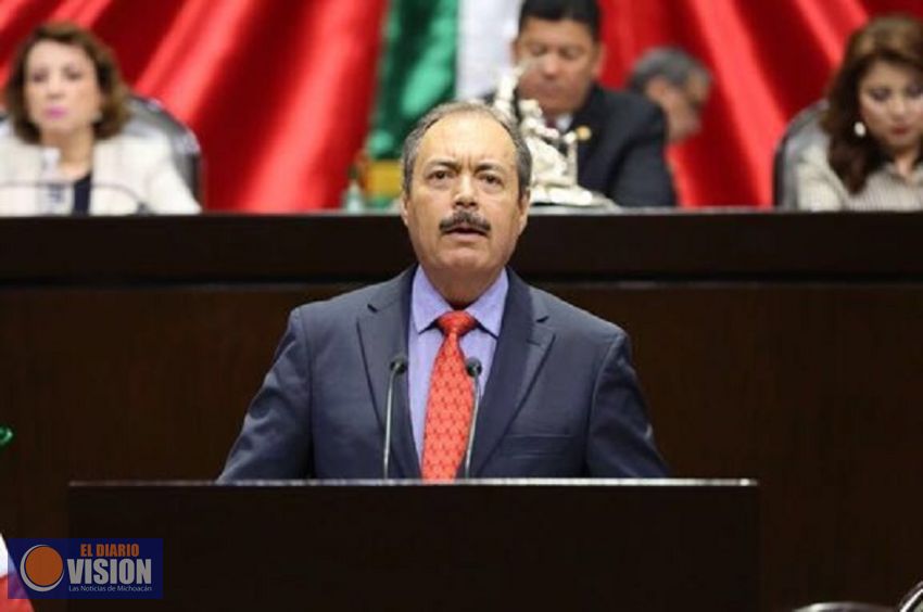 Gobierno de la República trabaja por empleos dignos y atención a menores: Víctor Silva