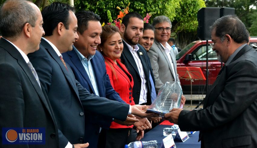 La grandeza de UM es más  grande que la problemática