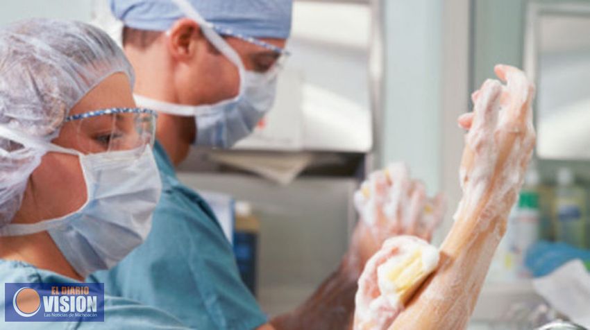 Ordena SSM a unidades médicas extremar precauciones de limpieza y lavado de manos