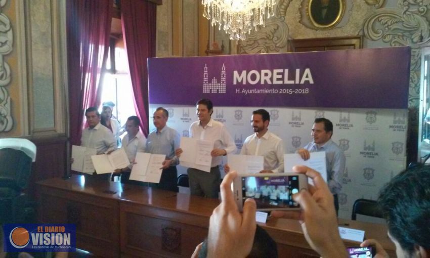 Realizan convenio ayuntamiento y sindicato de limpia y transporte.