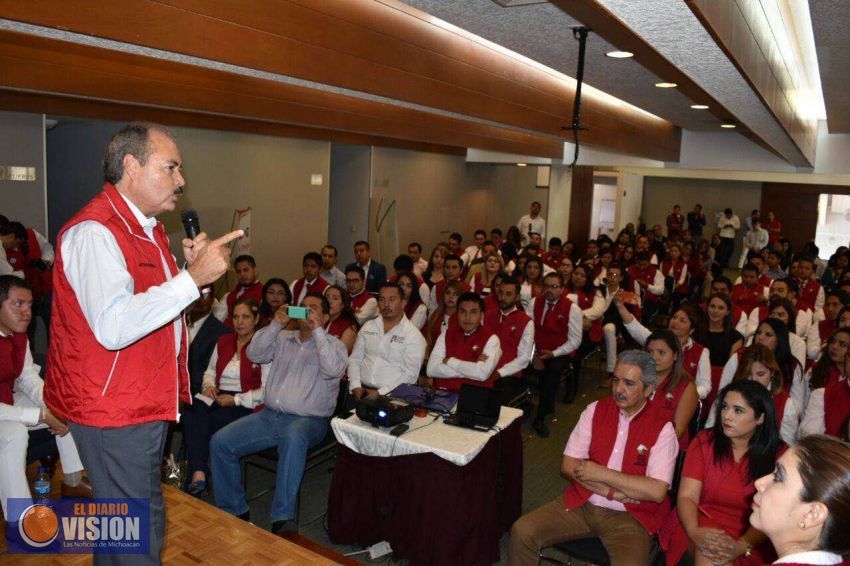 Requerimos formar a jóvenes para transformar a México: Víctor Silva 