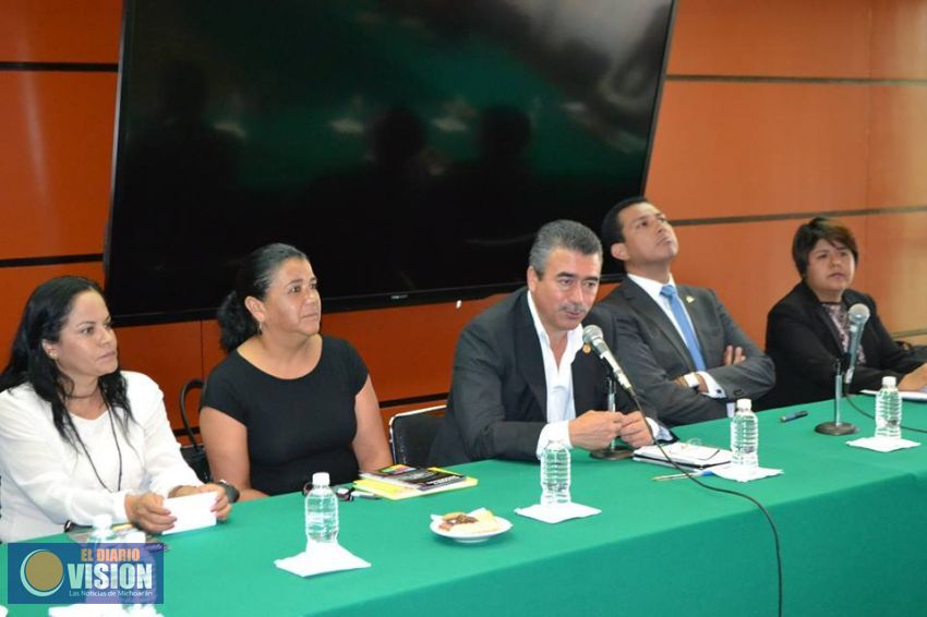 El diputado Angel Alanis,  presentará obra del constituyente, Jesús Romero Flores