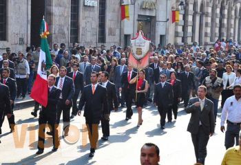 Anuncian fiestas de mayo 2011 durante el recorrido de Bando Solemne