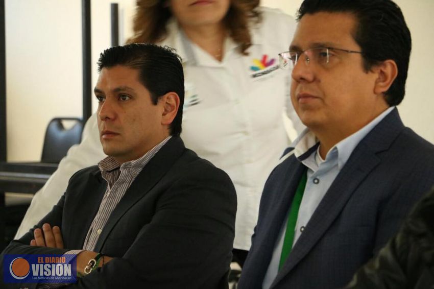 Ernesto Núñez se integra a comisión para bajar apoyos al Conalep 1