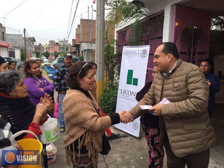 Se entregan tarjetas a nuevos beneficiarios Liconsa en Morelia 