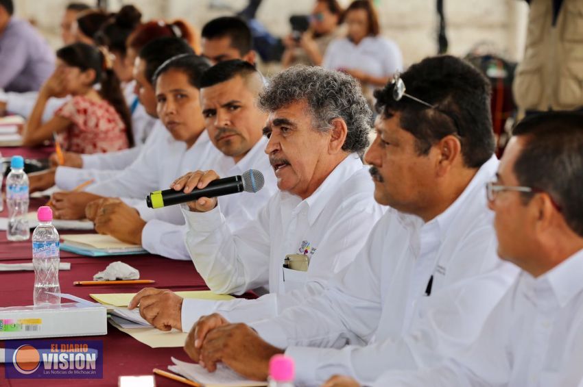 Exhorta Gobernador al Comité Ciudadano a redoblar esfuerzos a favor de La Ruana