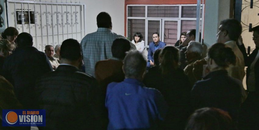 Miguel Ángel Villegas apoya a vecinos de Villa Universidad para protegerse de la delincuencia