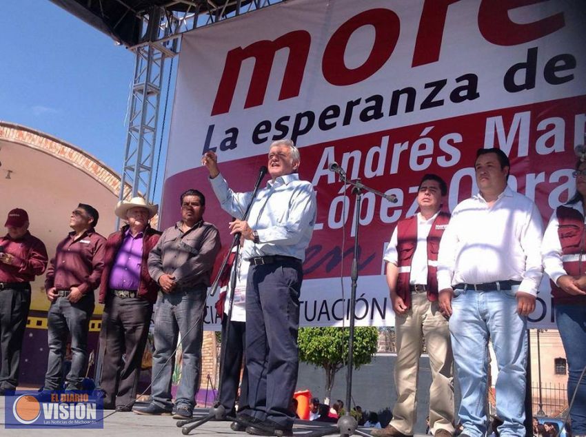 Ni PRI ni PAN, nos preocupan, afirmó enfático, Andrés Manuel López Obrador