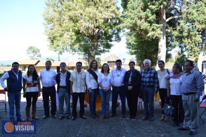 Celebra Tzintzuntzan su 4° aniversario como Pueblo Mágico