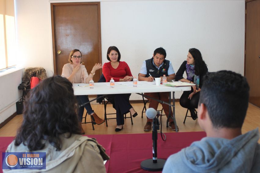 Inicia IJUMICH casting para seleccionar a jóvenes para participar en programas de radio