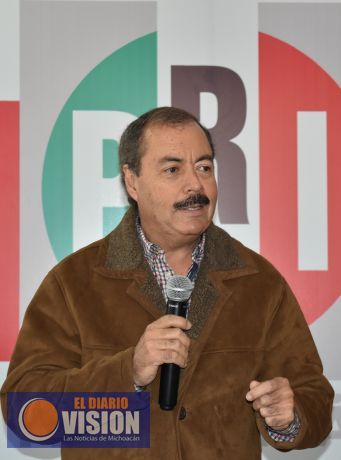 Gobierno del estado debe de cumplir sus compromisos con alcaldes priistas: Víctor Silva 