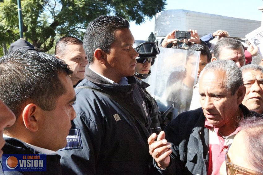 A disposición de la PGR, 6 integrantes de la CNTE por ataque a vías de comunicación