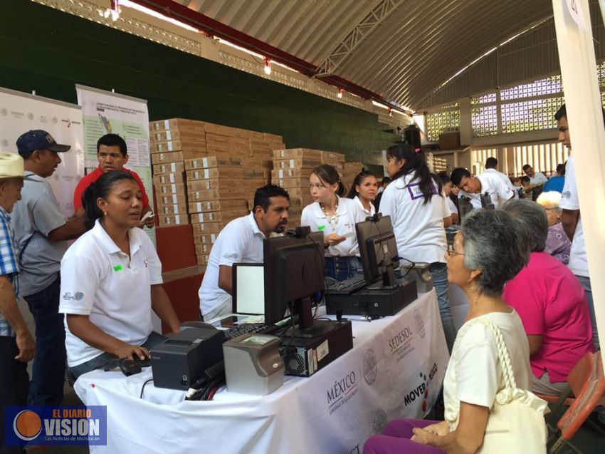 Finaliza entrega de televisores digitales en Michoacán