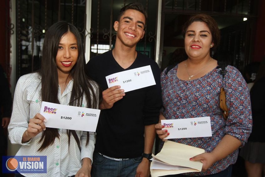  hoy se finiquitaron  los pagos pendientes de Beca Futuro 2015-2016