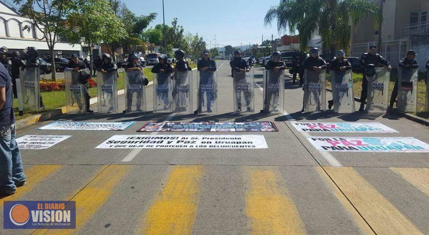  Uruapenses, demandan paz y seguridad