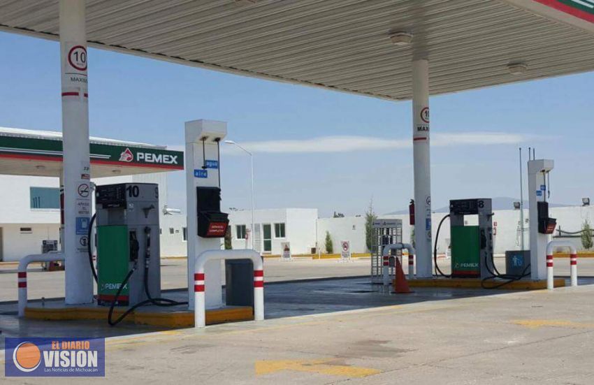 Continúa el desabasto de gasolina en Michoacán