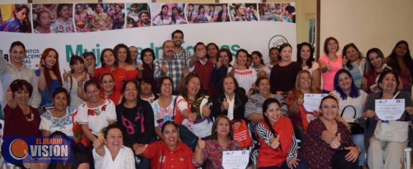 PRI capacita a mujeres para que tengan mayores y mejores oportunidades