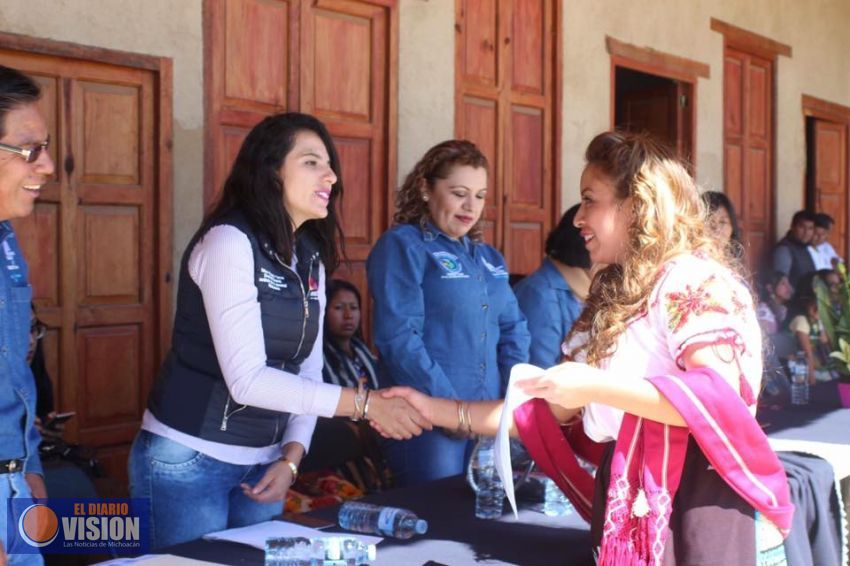 Impulsarán la economía de los jóvenes artesanos en Michoacán