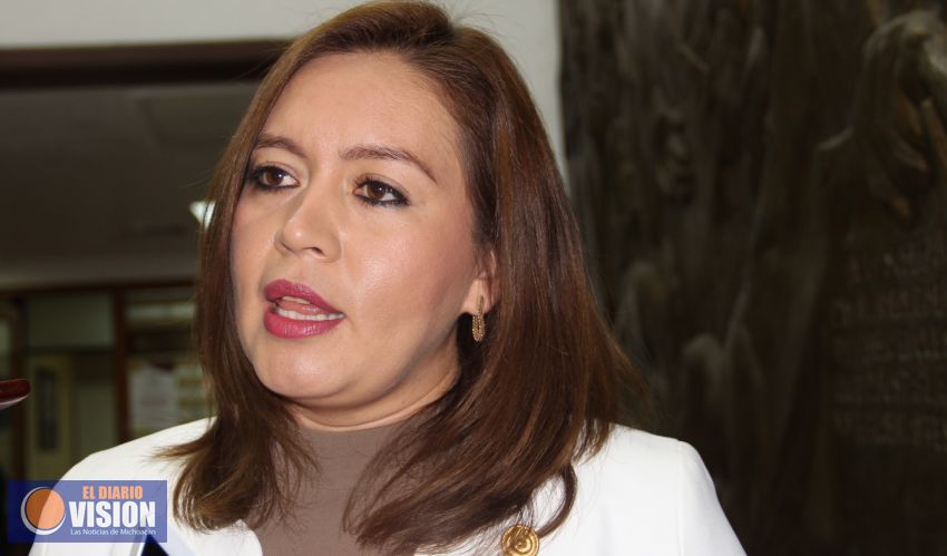 Pide Yarabí Ávila evaluar impacto de programas sociales, y redireccionar recursos a sector salud