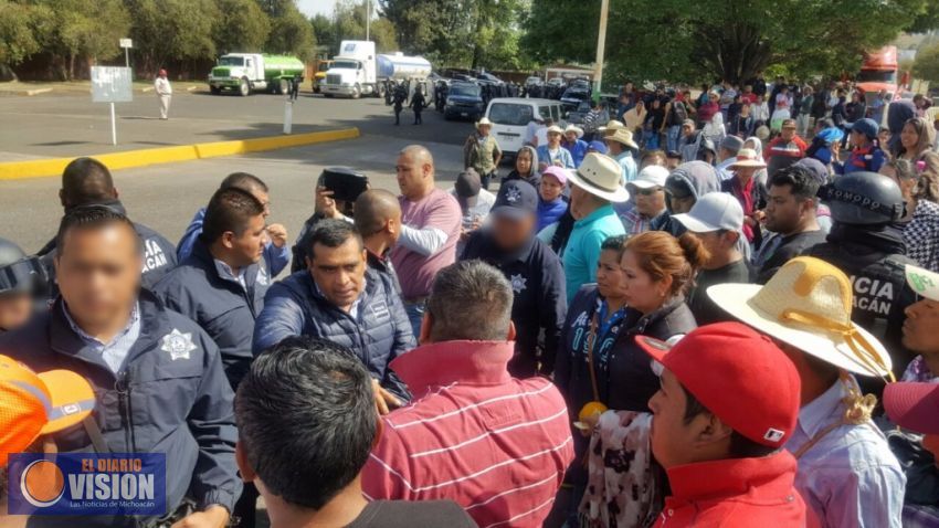 Tras diálogo con comuneros, SSP libera instalaciones de Pemex en Uruapan
