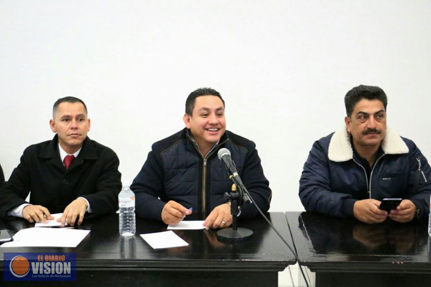 Municipio y estado acuerdan acciones para regularizar al transporte en Uruapan