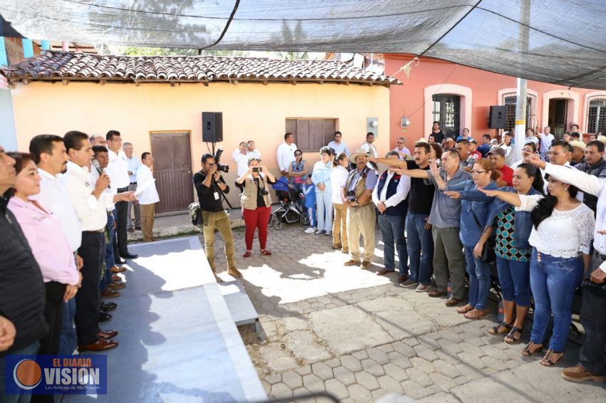 Instala Gobernador Consejo Ciudadano para el Desarrollo Integral de Chinicuila