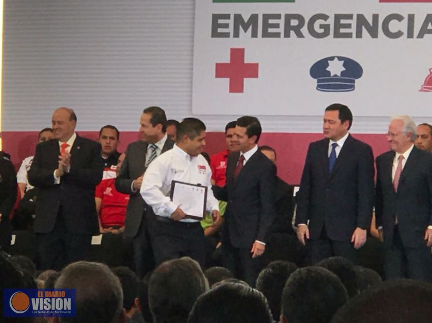 Tiene Michoacán instructor modelo en sistema de emergencia 9-1-1