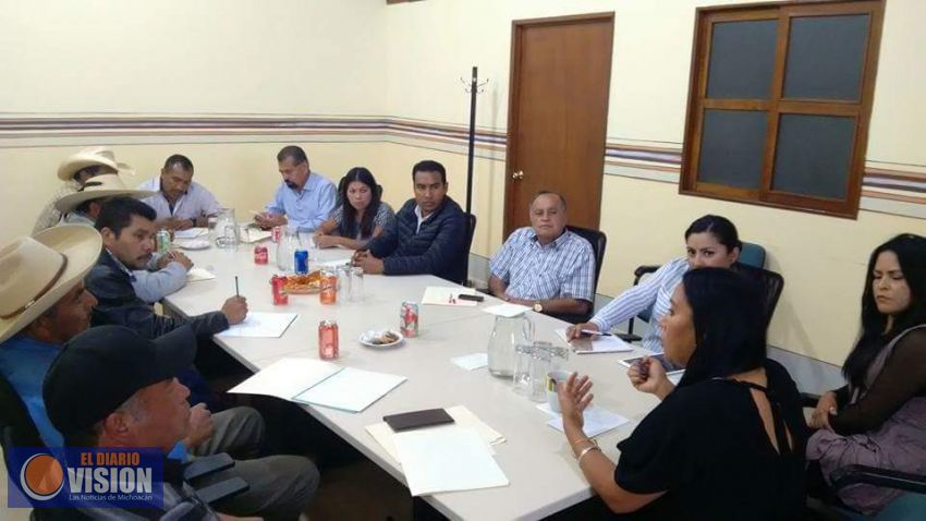 Olvido y desamparo se respira en el campo moreliano: autoridades Auxiliares
