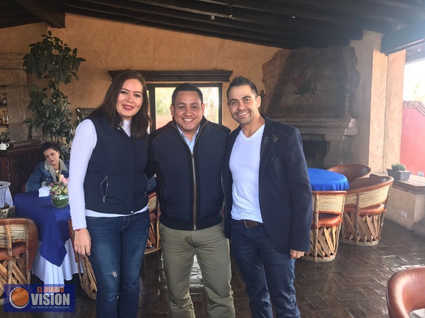 Víctor Manríquez gestionó apoyos ante la delegada federal de la Secretaría de Relaciones Exteriores