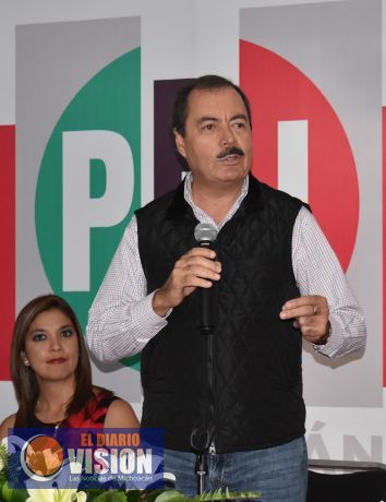 El PRI respalda decisión de EPN tras cancelar visita a EU