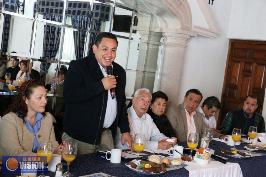 Reconocen trabajo del gobierno municipal, que avanza a pesar de recortes presupuestales