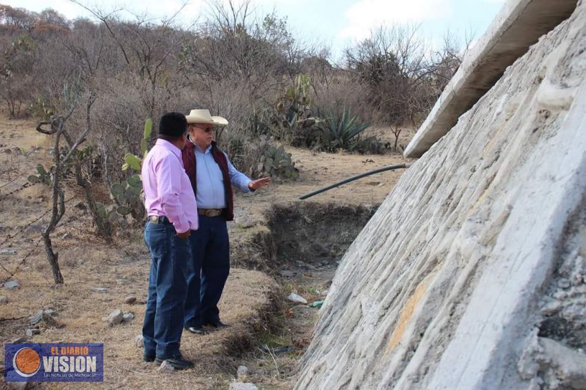 Inaugura Baltazar Gaona Deposito de Agua Potable, en una comunidad de Tarímbaro