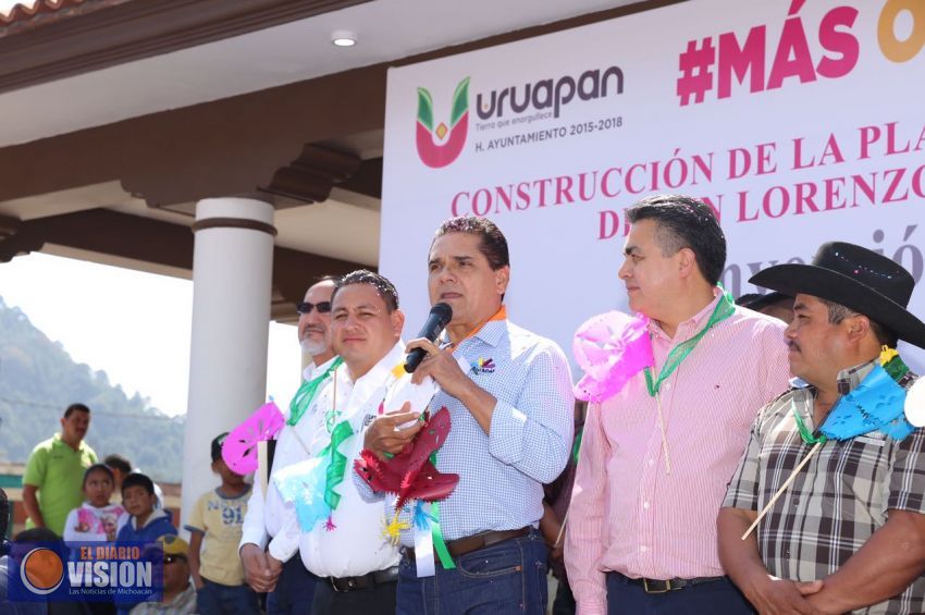 Inaugura Silvano Aureoles obras en la comunidad de San Lorenzo, municipio de Uruapan