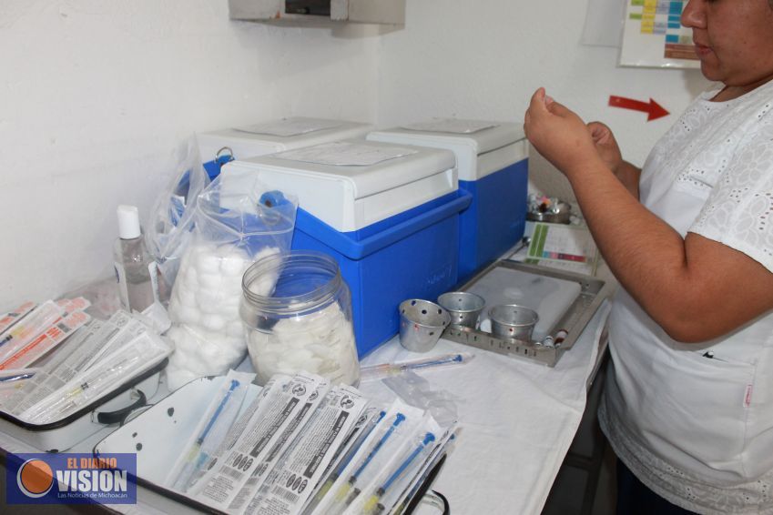 Exhorta SSM a las y los michoacanos a vacunarse contra la influenza