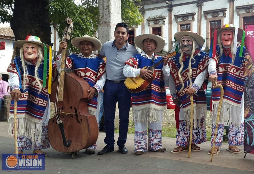 Regidor de Cultura en Pátzcuaro se pronuncia ante video de la 