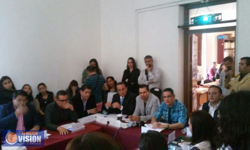 Diputados de Comisiones Unidas se reúnen para analizar la Cuenta Pública.