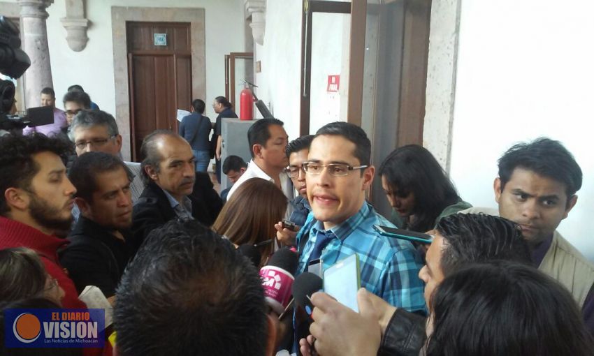 La reestructurar de la deuda perjudica a los michoacanos: Miguel Angel Villegas.  