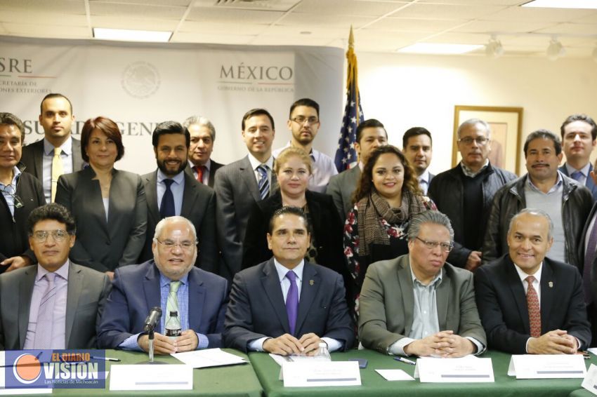 Atención y apoyo a migrantes, tema central en la agenda de Michoacán: Silvano Aureoles 