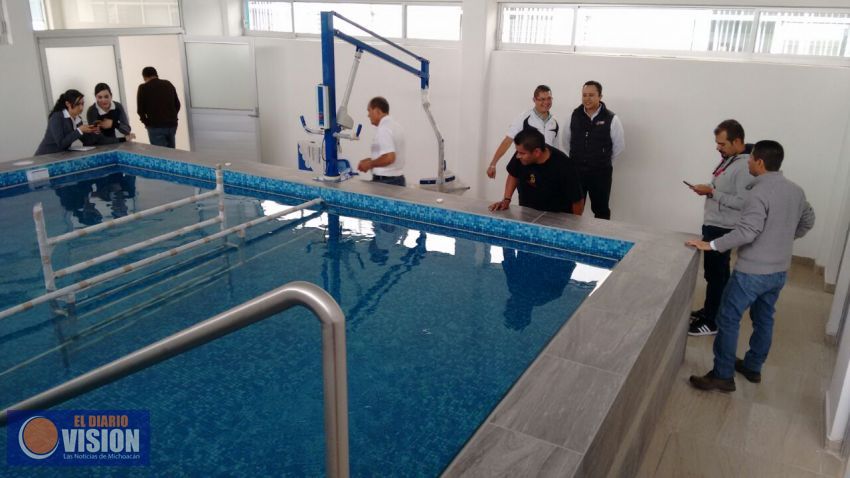 Recibe personal del DIF Municipal, capacitación en materia de hidroterapia